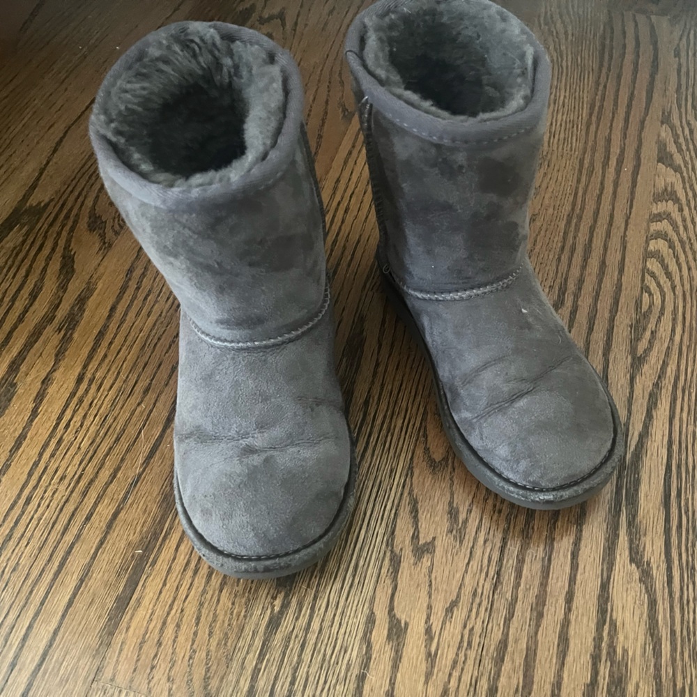 Kids UGG Classic II Boot, sz12
